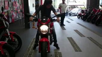 美女国产摩托车视频大全,国产美女摩托车手风采展示