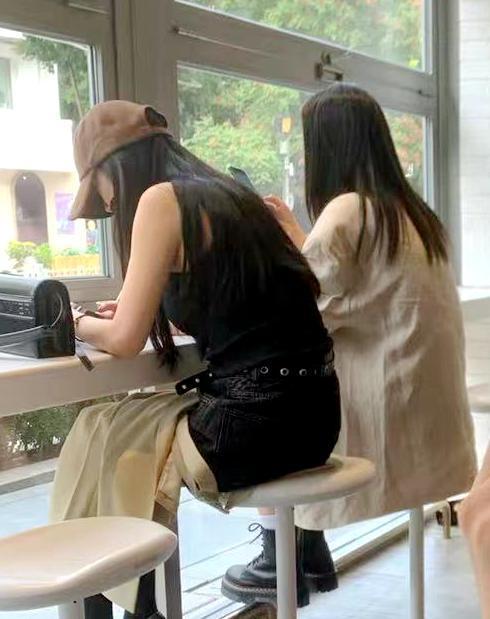 国产性酒店视频闺蜜,温馨回忆与美好时光